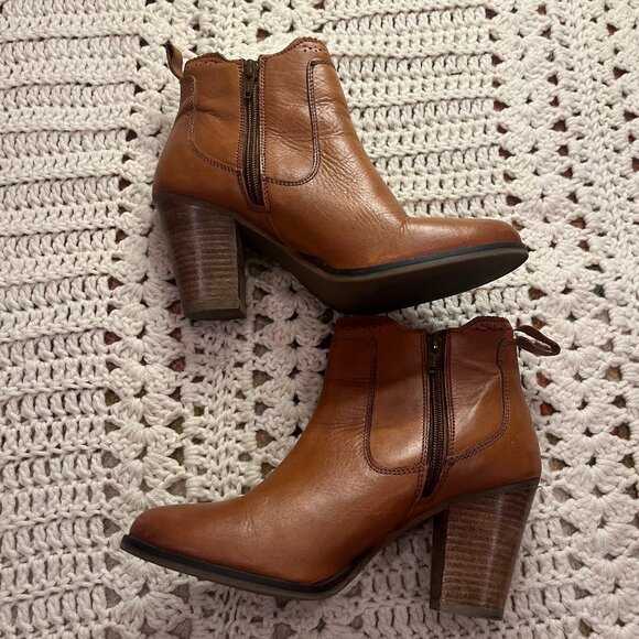 Sbicca Vintage Collection Coushatta Brown Leather High Heel Bootie Size 8 - Picture 6 of 9